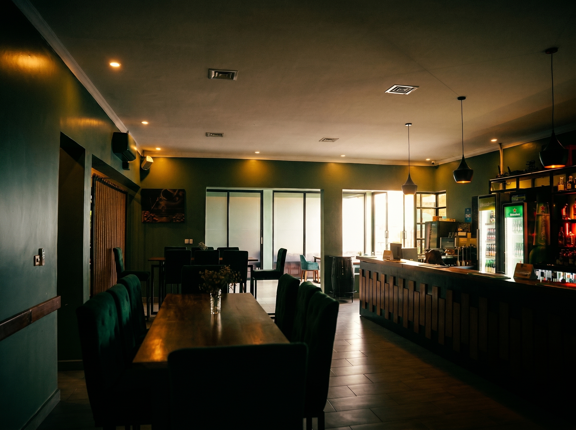 Tania's Cuisine & Lounge — photo 1
