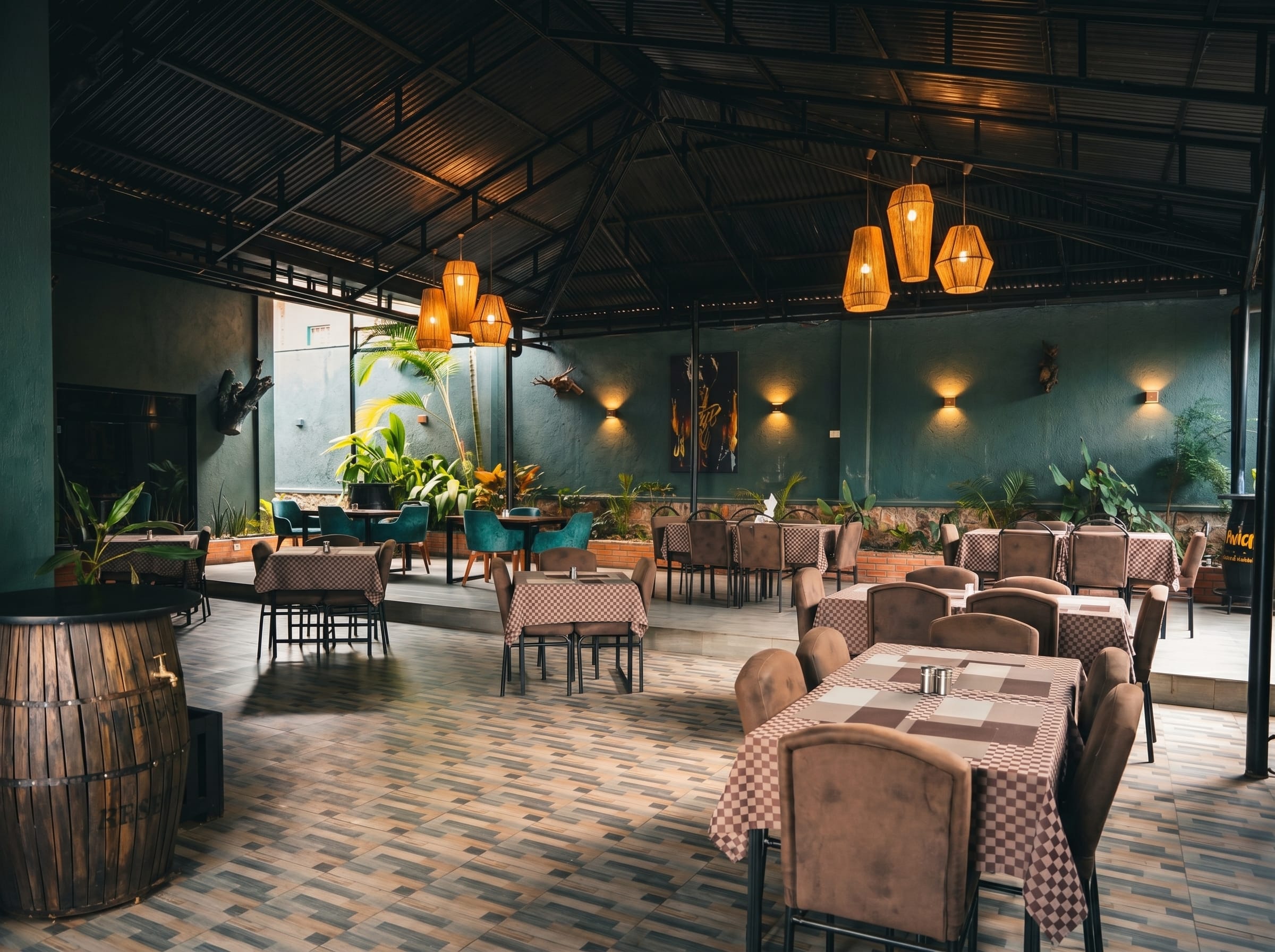 Tania's Cuisine & Lounge — photo 25
