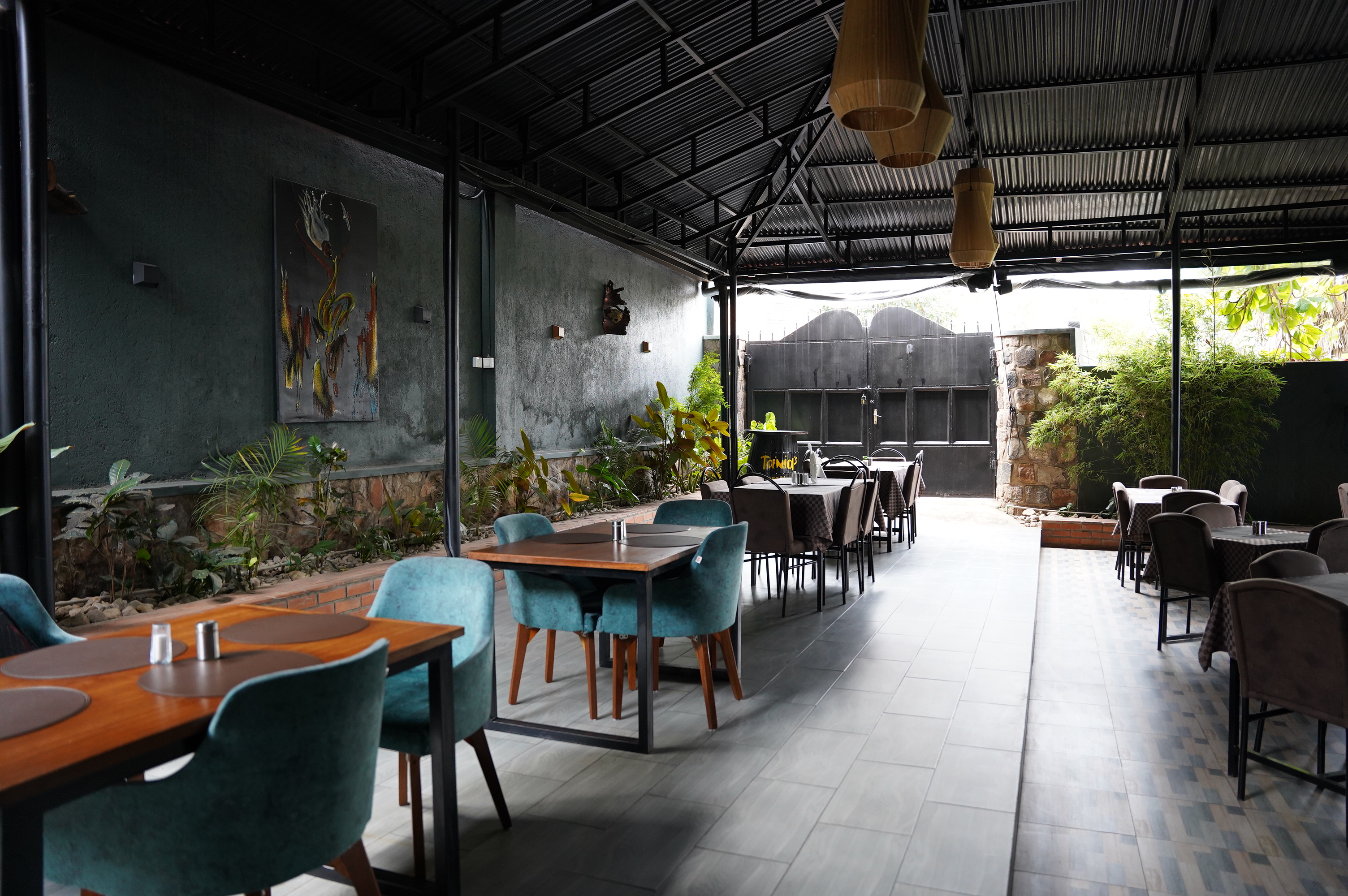 Tania's Cuisine & Lounge — photo 7